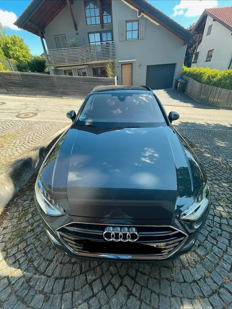 Gebraucht Audi A4 Advanced Plus 150 PS (110 kW) 2023 Grau Kombi