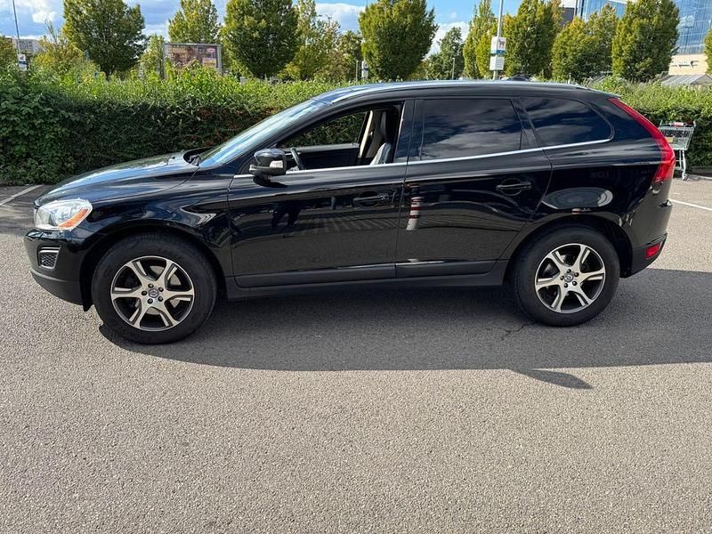 Gebraucht Volvo XC60 Summum 215 PS (158 kW) 2012 Schwarz SUV