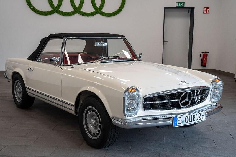 Weiß Gebraucht 1965 Mercedes 230 Cabrio | 172.990 € - Bild 1/4