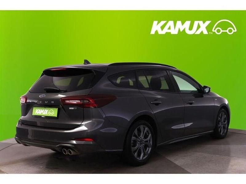 Gebraucht Ford Focus ST-Line 155 PS (114 kW) 2023 Grau Kombi