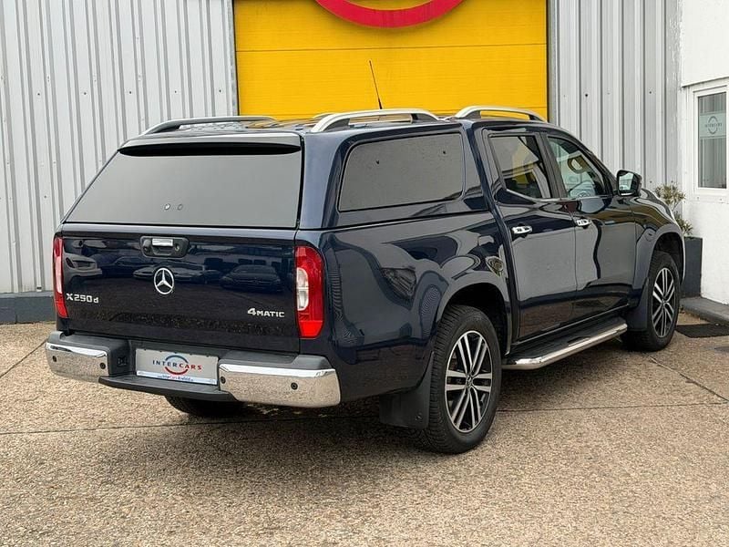 Gebraucht Mercedes X250 Edition 190 PS (139 kW) 2017 Blau Pickup