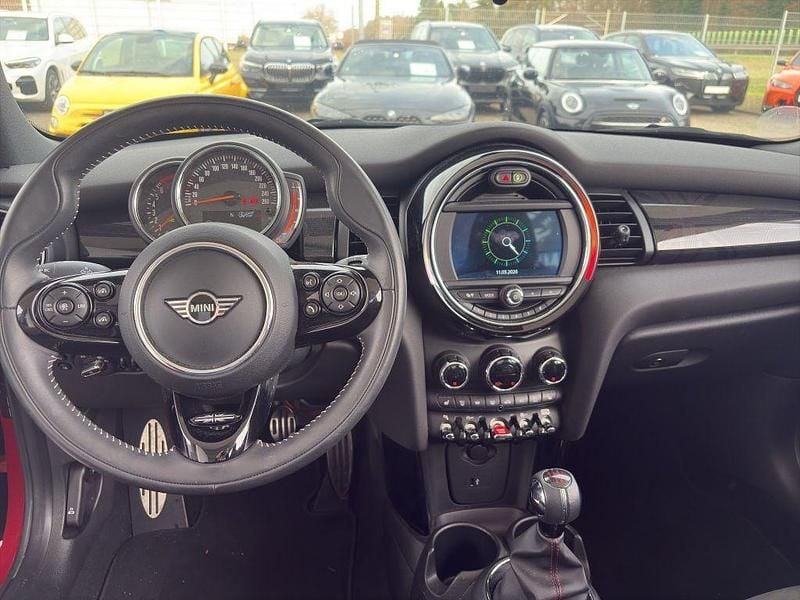 Gebraucht Mini Cooper Cabriolet 136 PS (100 kW) 2019 Chili red Cabrio