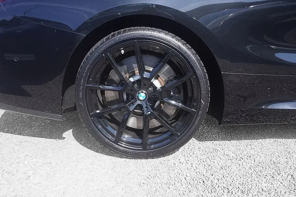 Gebraucht BMW M850 Efficient Dynamics 530 PS (389 kW) 2020 Saphirschwarz Cabrio