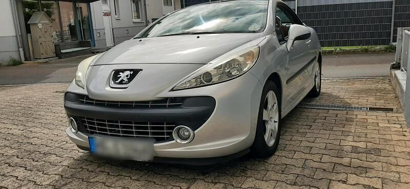 Grau Gebraucht 2007 Peugeot 207 CC Cabrio | 3.300 € (Fairer Preis) - Bild 1/4