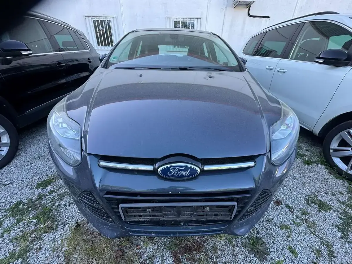 Second-hand Ford Focus Titanium 150 CP (110 kW) 2013 Gri Hatchback