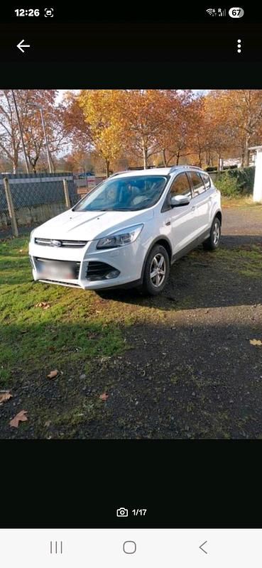 Weiß Gebraucht 2014 Ford Kuga SUV | 11.000 € (Guter Preis) - Bild 1/4