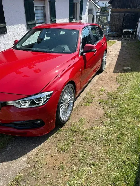 Second-hand Alpina D3 349 CP (256 kW) 2015 Roșu Berlinǎ