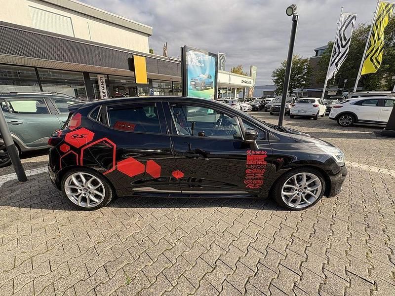 Gebraucht Renault Clio IV R.S. 200 PS (147 kW) 2017 Schwarz Limousine