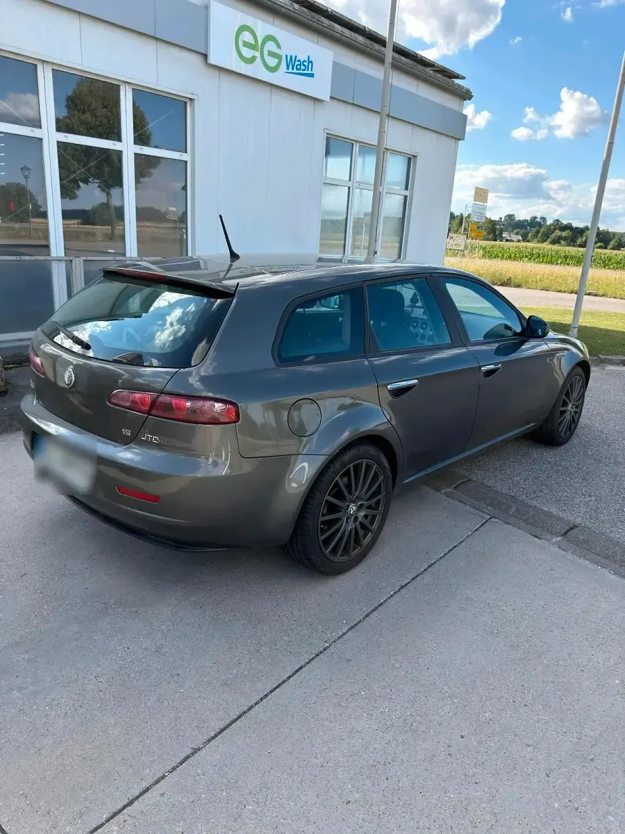 Gebraucht Alfa Romeo 159 150 PS (110 kW) 2008 Silber Kombi