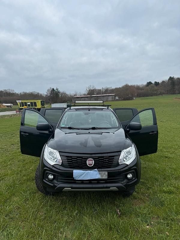 Gebraucht Fiat Fullback 185 PS (136 kW) 2018 Schwarz Pickup
