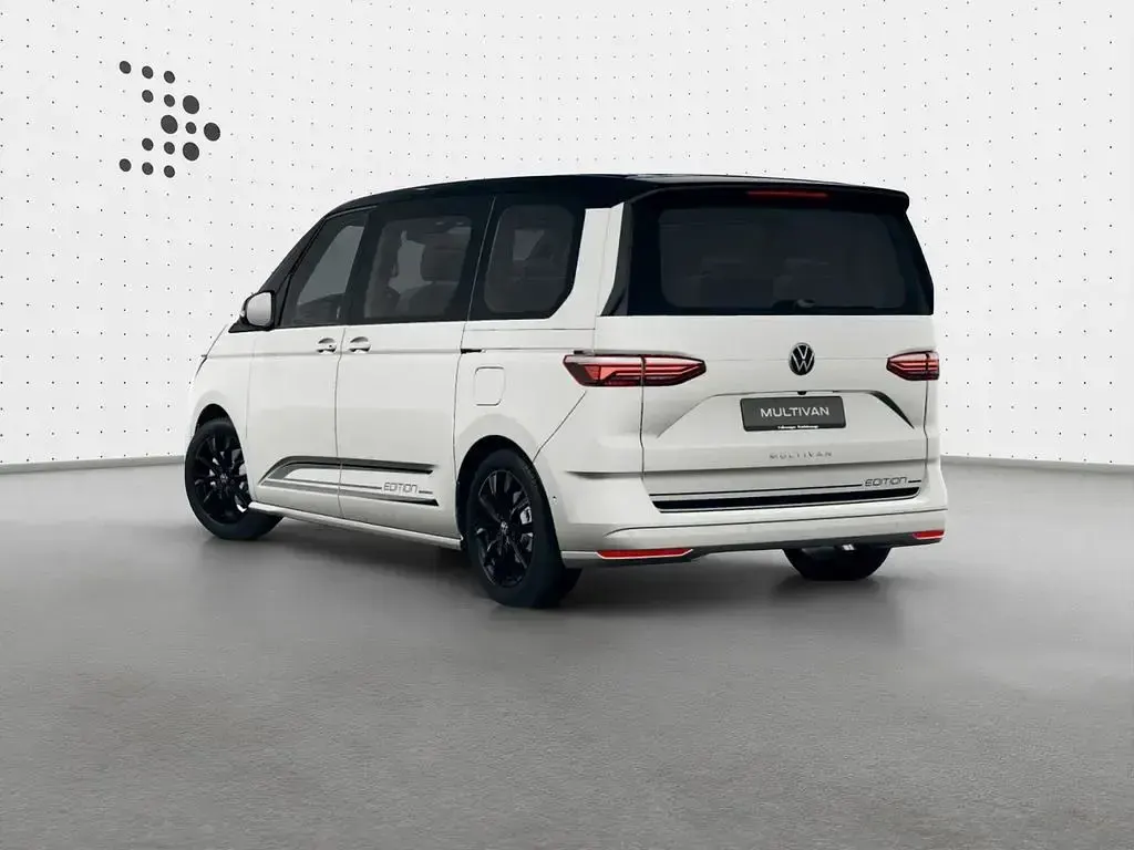Usado VW Multivan Life 150 HP (110 kW) 2024 Branco Monovolume