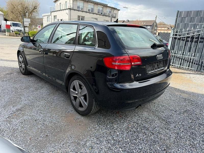 Gebraucht Audi A3 Ambiente 140 PS (102 kW) 2011 Schwarz Kleinwagen