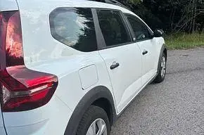 Gebraucht Dacia Jogger 91 PS (66 kW) 2022 Weiß Van / Kleinbus