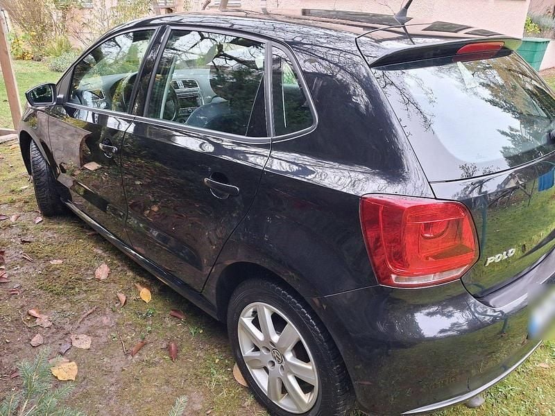 Usado VW Polo 83 HP (61 kW) 2012 Preto Citadino