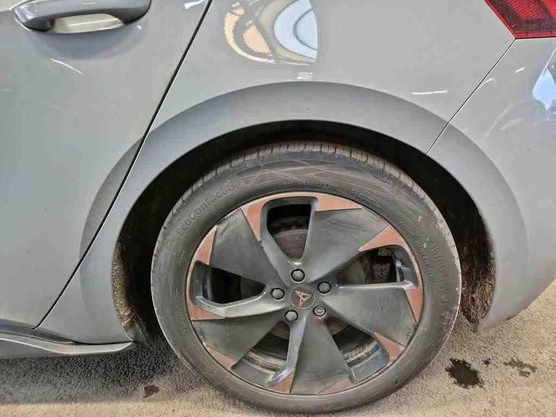 Gebraucht Cupra Born 150 kW (204 PS) 2024 Grau Kleinwagen