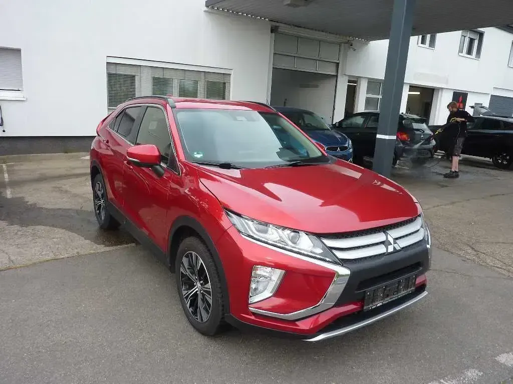 Gebraucht Mitsubishi Eclipse Cross Diamant Edition 163 PS (119 kW) 2018 Rot SUV