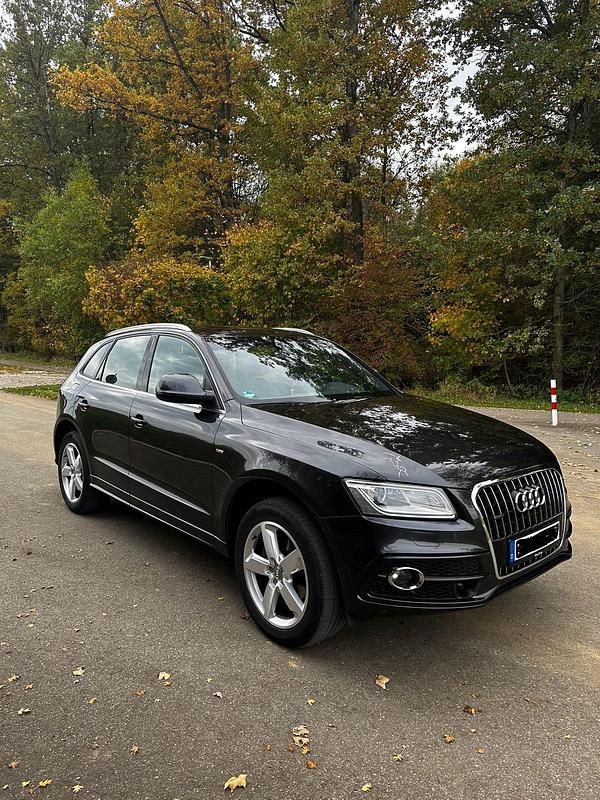 Grau Gebraucht 2014 Audi Q5 S-Line SUV | 18.000 € (Fairer Preis) - Bild 1/4