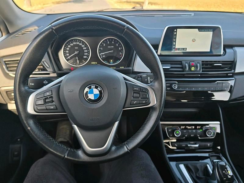 Gebraucht BMW 225 136 PS (100 kW) 2017 Weiß Limousine