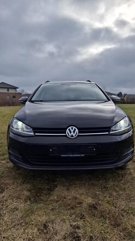 Schwarz Gebraucht 2015 VW Golf VII Kombi | 8.500 € (Guter Preis) - Bild 1/4