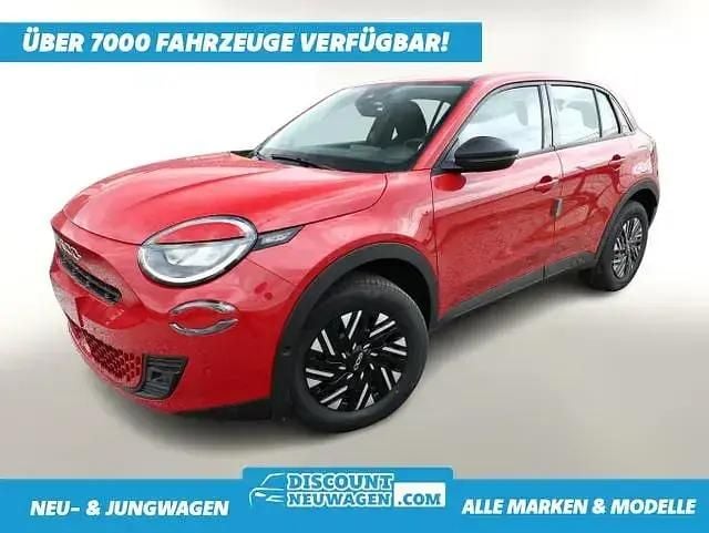 Solid red Neu 2024 Fiat 600 SUV | 21.447 € (Guter Preis) - Bild 1/4
