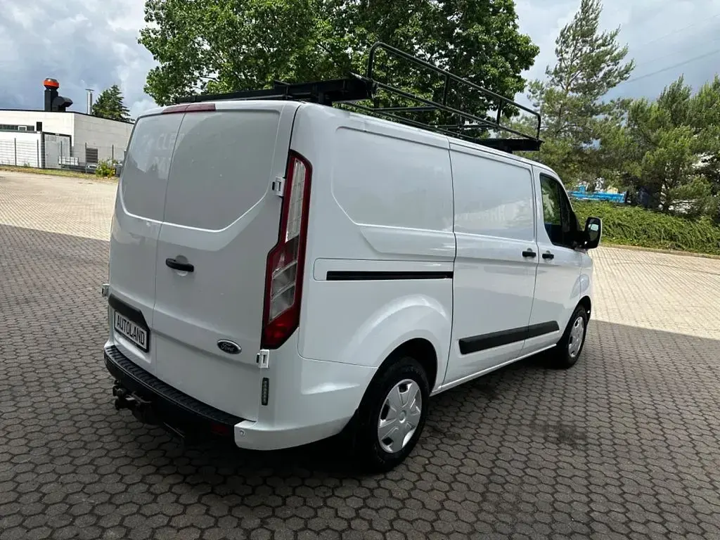 Gebraucht Ford Transit Custom 131 PS (96 kW) 2020 Weiß Van / Kleinbus