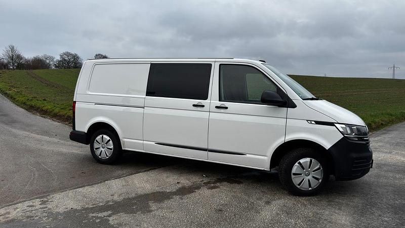 Używany VW Transporter 110 KM (80 kW) 2021 Biały Van