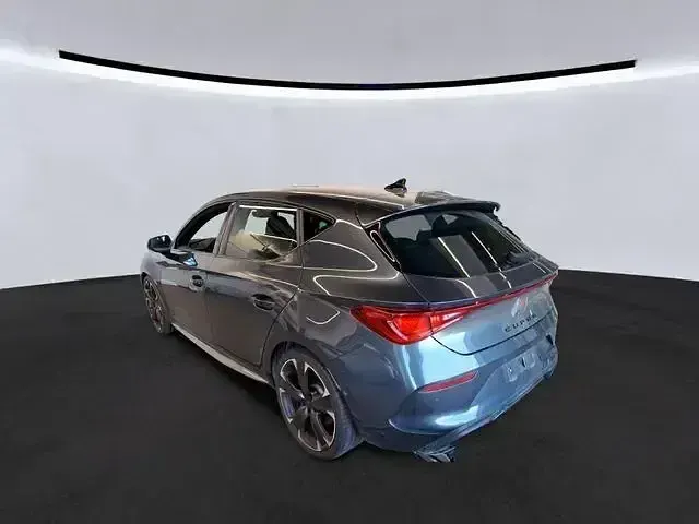 Gebraucht Cupra Leon VZ 300 PS (220 kW) 2024 "magnetic tech" Limousine
