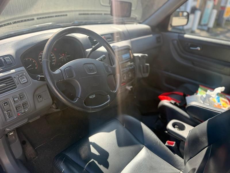 Gebraucht Honda CR-V 147 PS (108 kW) 2001 Schwarz SUV