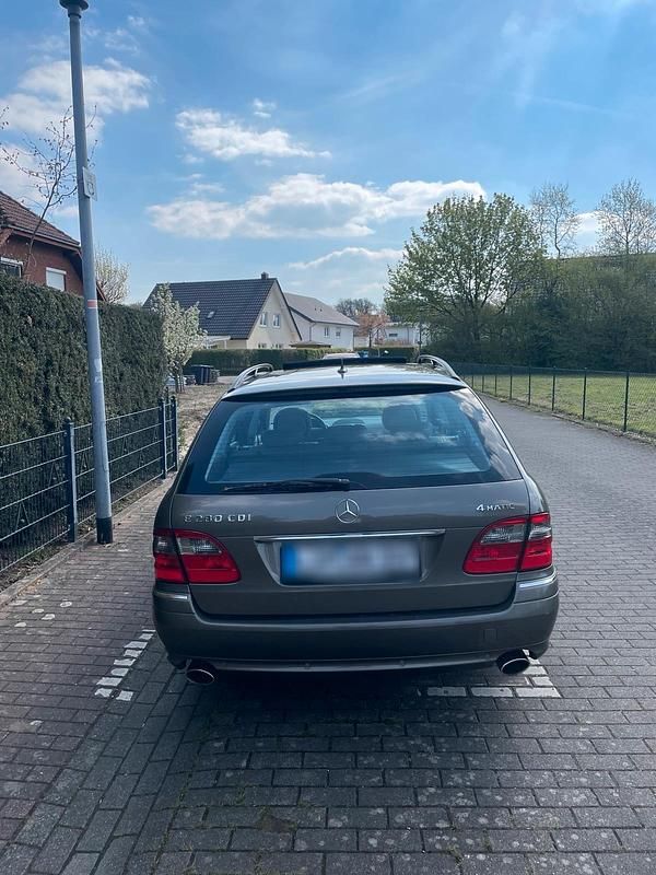 Second-hand Mercedes E280 190 CP (139 kW) 2008 Maro Break