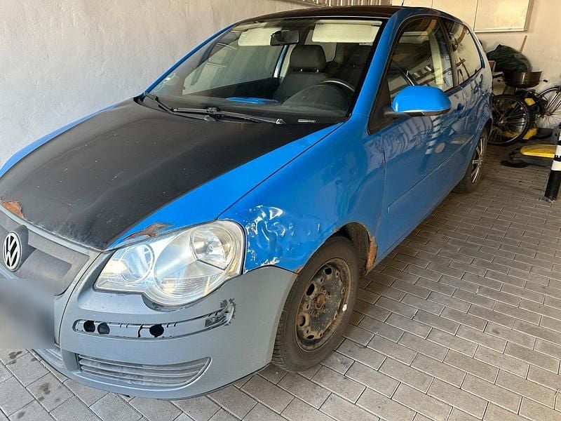 Gebraucht VW Polo 70 PS (51 kW) 2009 Blau Kleinwagen
