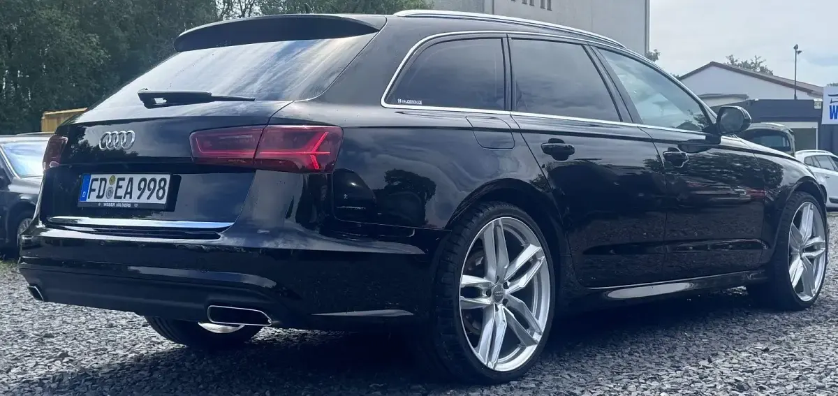 Gebraucht Audi A6 Comfort 218 PS (160 kW) 2017 Schwarz Kombi