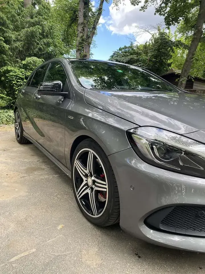 Gebraucht Mercedes A250 AMG line 218 PS (160 kW) 2016 Limousine