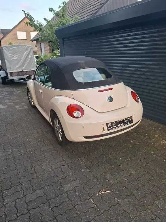 Gebraucht VW Beetle 102 PS (75 kW) 2003 Beige Kleinwagen