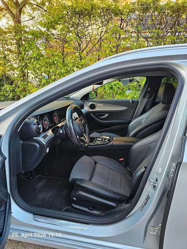 Second-hand Mercedes E220 194 CP (142 kW) 2020 Argintiu Break