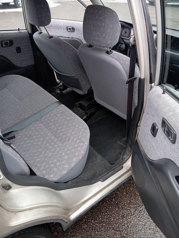 Gebraucht Daihatsu Sirion 56 PS (41 kW) 2000 Beige Kleinwagen