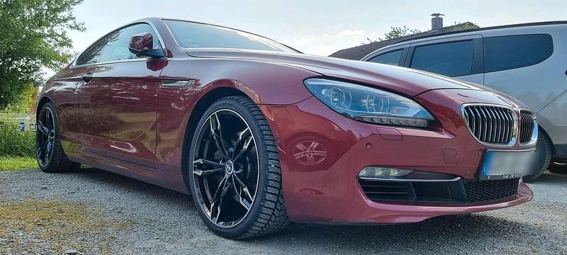 Gebraucht BMW 640 Comfort Edition 320 PS (235 kW) 2011 Rot Coupé