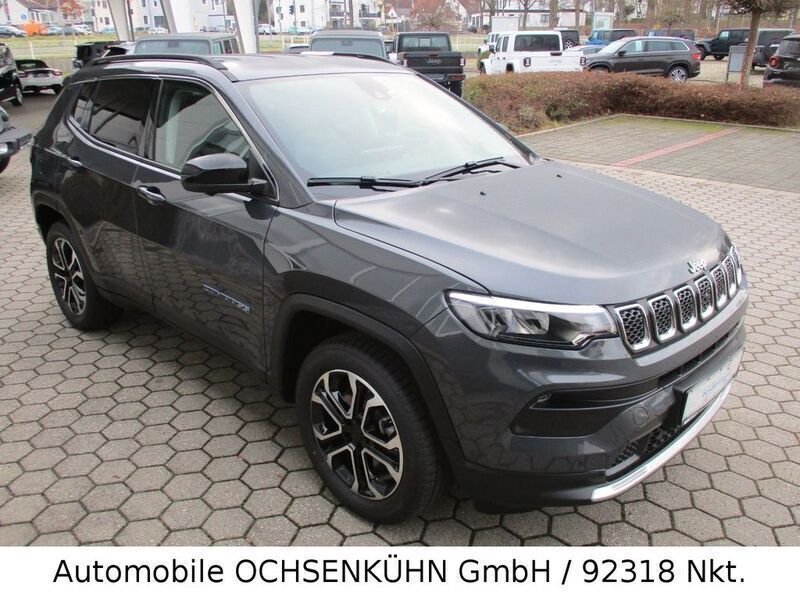 Gebraucht Jeep Compass Limited 190 PS (139 kW) 2022 Grau SUV