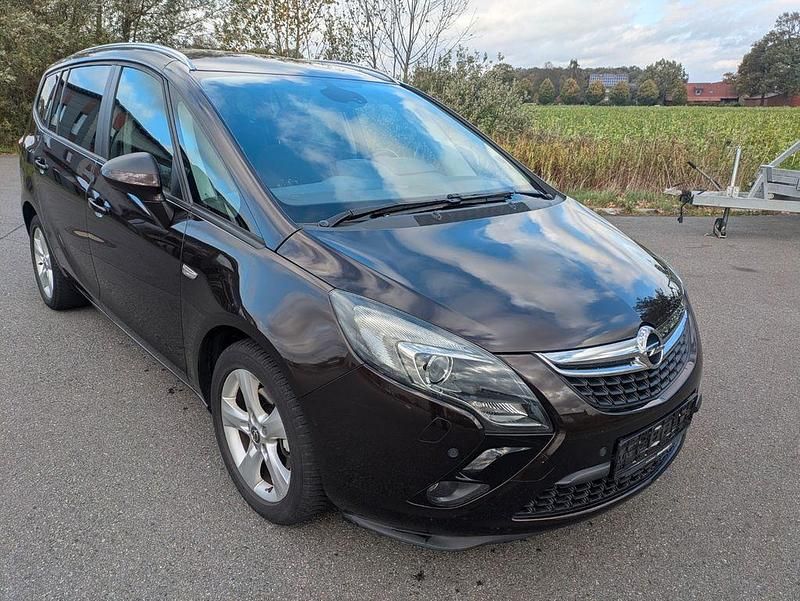 Braun Gebraucht 2012 Opel Zafira Van / Kleinbus | 3.999 € (Fairer Preis) - Bild 1/4