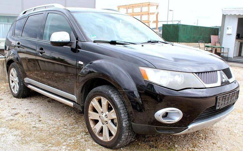 Schwarz Gebraucht 2008 Mitsubishi Outlander SUV | 3.799 € (Fairer Preis) - Bild 1/4