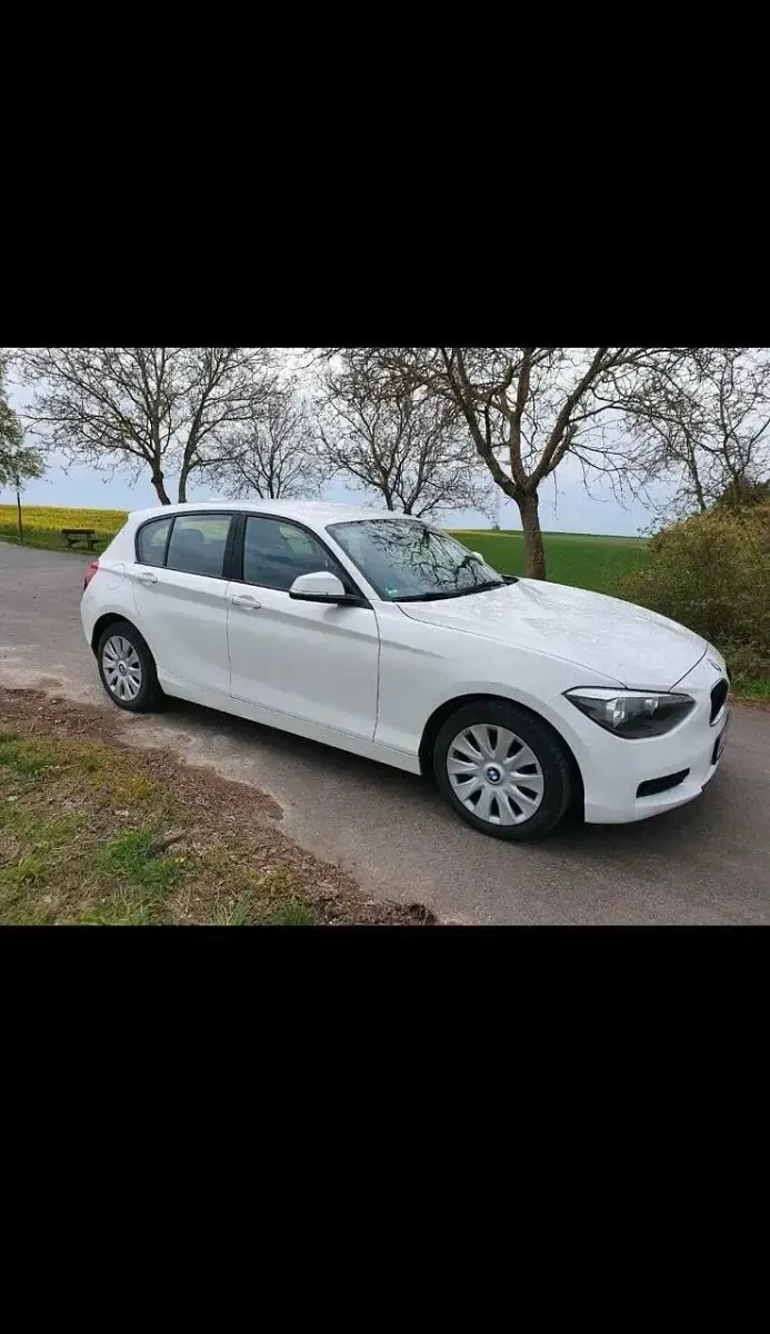 Gebraucht BMW 116 Performance 136 PS (100 kW) 2013 Weiß Kleinwagen