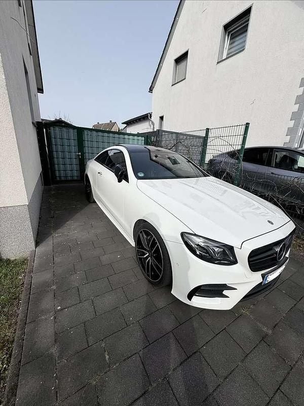 Gebraucht Mercedes E53 AMG AMG 435 PS (319 kW) 2019 Weiß Coupé