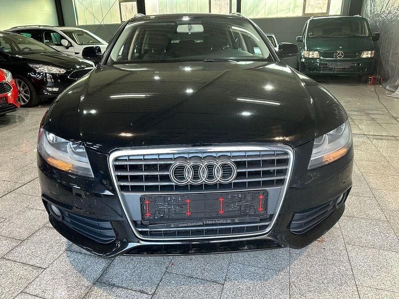 Gebraucht Audi A4 Attraction 143 PS (105 kW) 2010 Schwarz Kombi