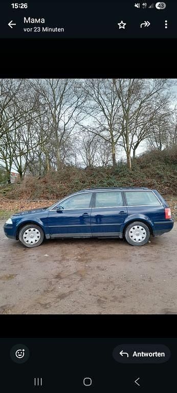 Gebraucht VW Passat Basis 102 PS (75 kW) 2004 Blau Kombi