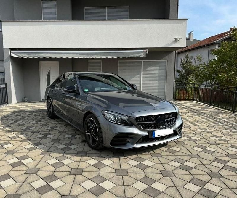 Gebraucht Mercedes C400 AMG line 333 PS (244 kW) 2020 Grau Limousine