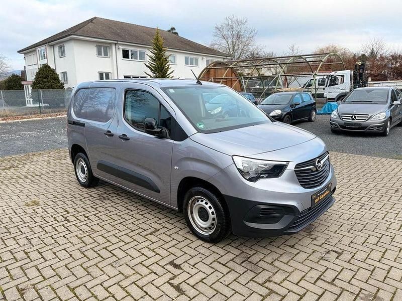 Gebraucht Opel Combo Edition 102 PS (75 kW) 2023 Grau SUV
