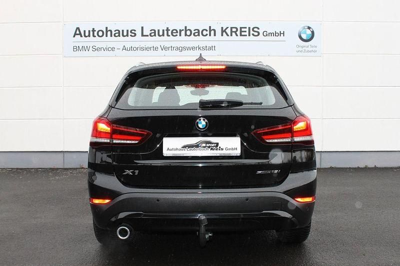 Gebraucht BMW X1 Advantage 140 PS (102 kW) 2021 Schwarz SUV