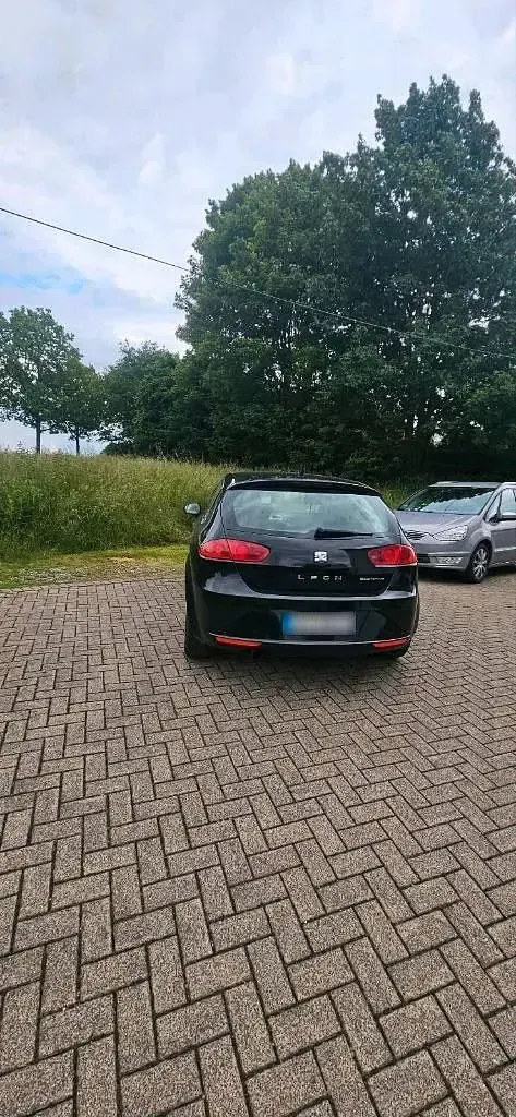 Gebraucht Seat Leon 102 PS (75 kW) 2011 Schwarz Kleinwagen