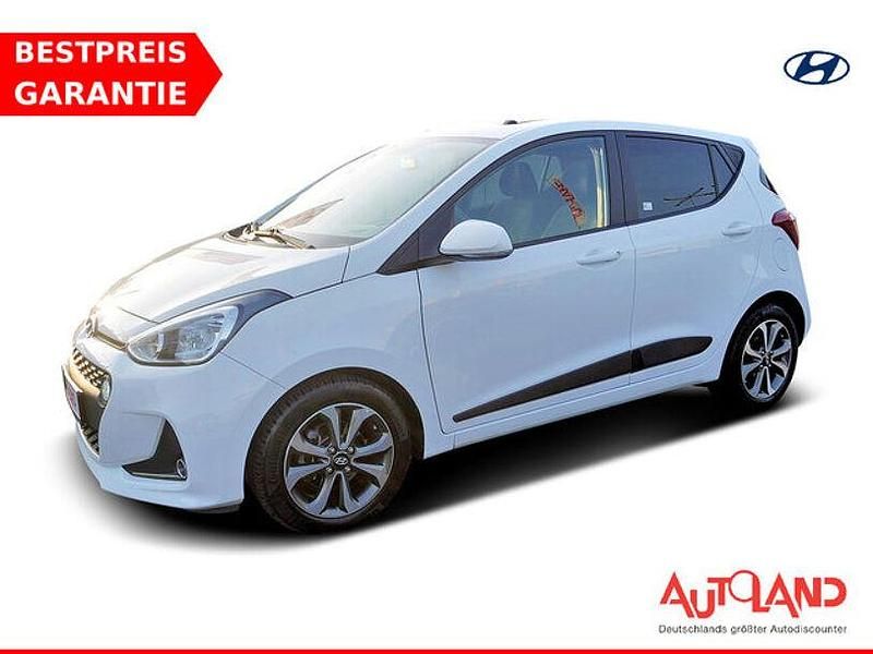 Weiß Gebraucht 2020 Hyundai i10 YES! Kleinwagen | 15.950 € (Teuer) - Bild 1/4
