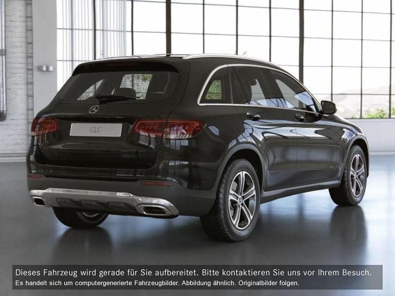 Gebraucht Mercedes GLC220 194 PS (142 kW) 2022 Schwarz SUV