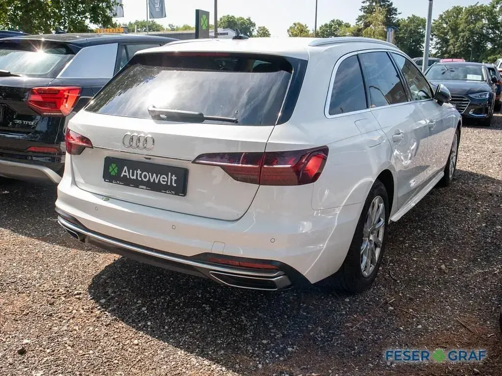 Gebraucht Audi A4 Advanced 163 PS (119 kW) 2023 Weiß Kombi